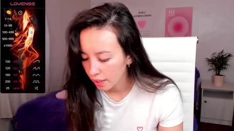 Snapshot of queitsharm_ chatting on September 19, 2025, 5:20 am Anna online show from September 19, 2025, 5:20 am