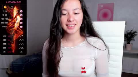 Snapshot of queitsharm_ chatting on October 4, 2025, 5:49 am Anna online show from October 4, 2025, 5:49 am