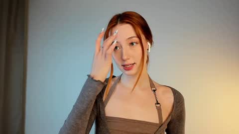 Fiona online show from January 8, 2025, 4:02 am