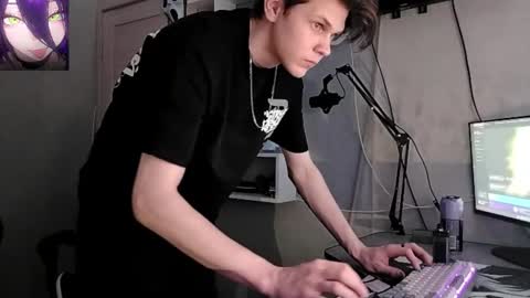 quiet_sh online show from February 22, 2026, 1:29 am