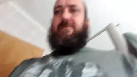 Snapshot of quintinvw0011 chatting on February 26, 2025, 8:15 am quintinvw0011 online show from February 26, 2025, 8:15 am