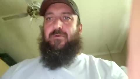 Snapshot of quintinvw0011 chatting on December 20, 2025, 9:38 am quintinvw0011 online show from December 20, 2025, 9:38 am