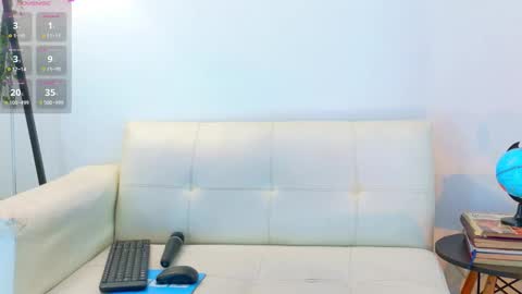 Luna online show from February 7, 2026, 6:33 pm