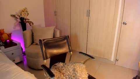 Snapshot of rachaeldeckard chatting on October 10, 2025, 3:16 am natalia - online show from October 10, 2025, 3:16 am