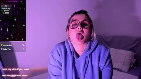 Rachel Foss online show from January 4, 2025, 1:52 am