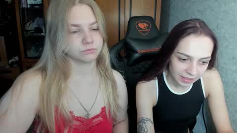 Snapshot of rachel_sharp chatting on October 8, 2025, 4:54 am Make me cum online show from October 8, 2025, 4:54 am