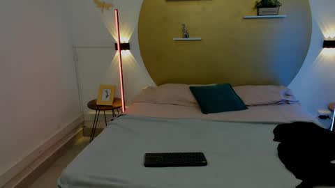 Rachel  online show from March 31, 2026, 11:32 am