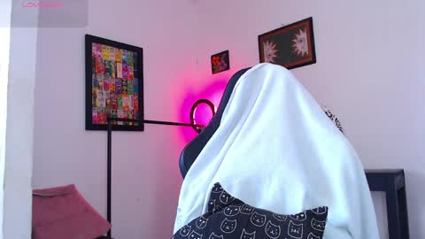 Snapshot of rachell_420 chatting on May 8, 2026, 2:33 pm rachell_420 online show from May 8, 2026, 2:33 pm