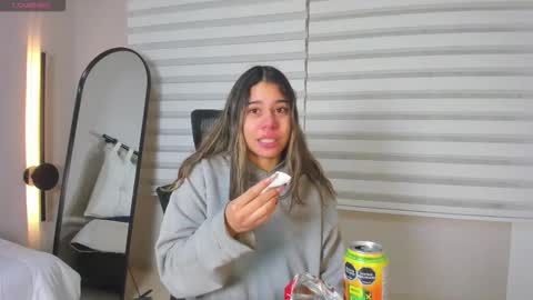 Snapshot of rachell_criss chatting on January 17, 2026, 3:55 am Rachell online show from January 17, 2026, 3:55 am