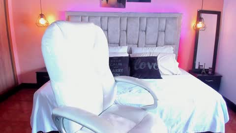 Rachel online show from December 21, 2024, 2:37 pm