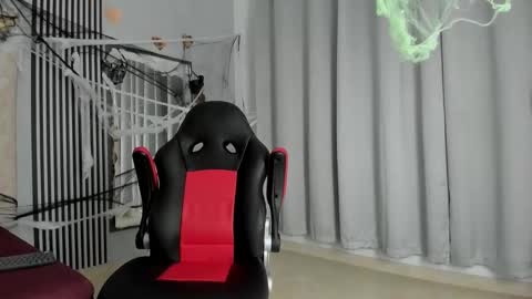 rachell_owen online show from October 20, 2025, 10:59 am