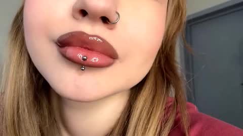 Snapshot of rachellemontag chatting on February 16, 2026, 11:28 am Alex online show from February 16, 2026, 11:28 am