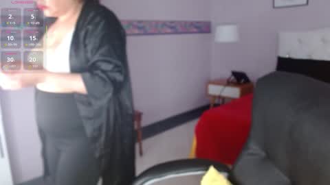 Snapshot of rachellparker_ chatting on October 25, 2025, 11:29 am rachellparker_ online show from October 25, 2025, 11:29 am