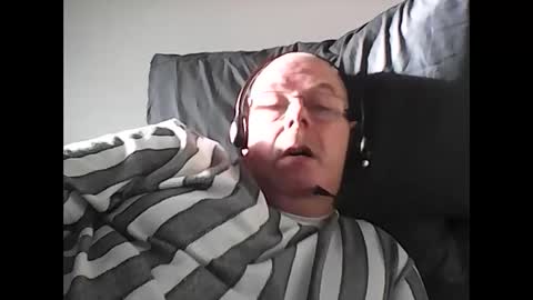 Snapshot of rader50 chatting on November 1, 2025, 9:00 am rader50 online show from November 1, 2025, 9:00 am