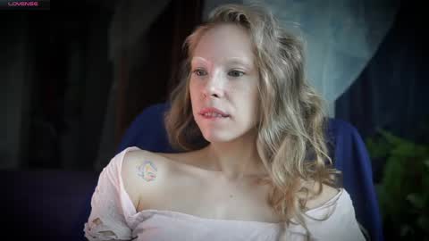 Snapshot of radiant_ada chatting on May 11, 2026, 11:49 am ada online show from May 11, 2026, 11:49 am