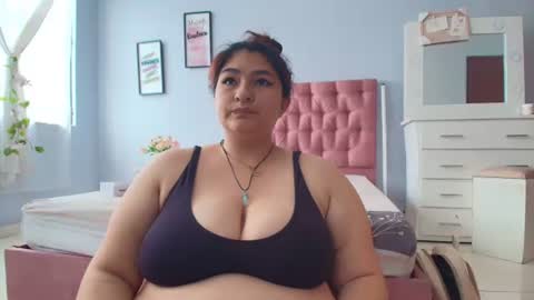 Snapshot of radiantgoddes chatting on December 10, 2024, 4:38 pm radiantgoddes online show from December 10, 2024, 4:38 pm