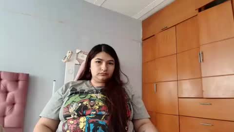 Snapshot of radiantgoddes chatting on January 19, 2025, 1:22 pm radiantgoddes online show from January 19, 2025, 1:22 pm