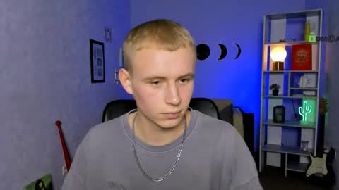 rafael online show from November 19, 2025, 2:17 pm