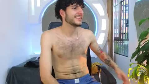 Snapshot of rafael_mendez chatting on September 13, 2025, 10:42 pm R A F A E L online show from September 13, 2025, 10:42 pm