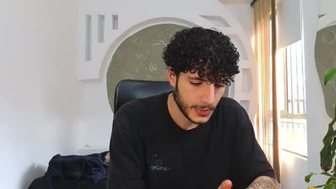 Snapshot of rafael_mendez chatting on September 21, 2025, 8:54 pm R A F A E L online show from September 21, 2025, 8:54 pm