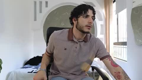 Snapshot of rafael_mendez chatting on November 1, 2025, 7:27 pm R A F A E L online show from November 1, 2025, 7:27 pm