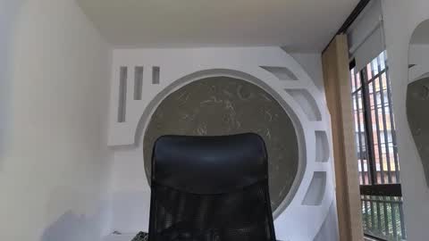 Snapshot of rafael_mendez chatting on November 4, 2025, 9:03 pm R A F A E L online show from November 4, 2025, 9:03 pm