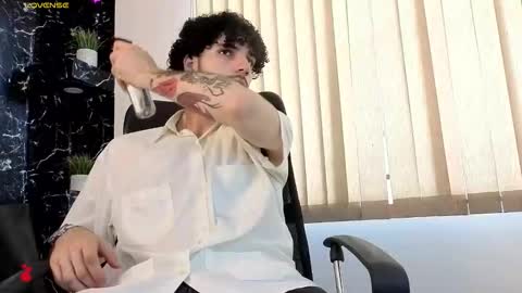 R A F A E L online show from February 28, 2026, 7:04 pm