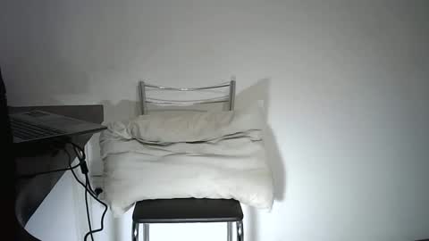 elenacam online show from May 5, 2026, 3:20 pm