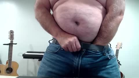 Snapshot of ragin_hardon001 chatting on December 15, 2024, 6:18 am Ray online show from December 15, 2024, 6:18 am