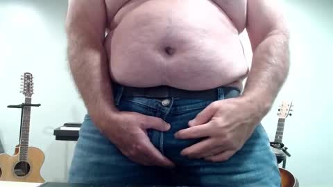 Snapshot of ragin_hardon001 chatting on January 22, 2025, 12:49 pm Ray online show from January 22, 2025, 12:49 pm