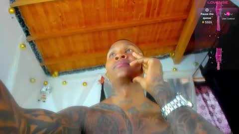 Snapshot of ragnarhot24 chatting on February 1, 2026, 3:21 pm Andres H online show from February 1, 2026, 3:21 pm