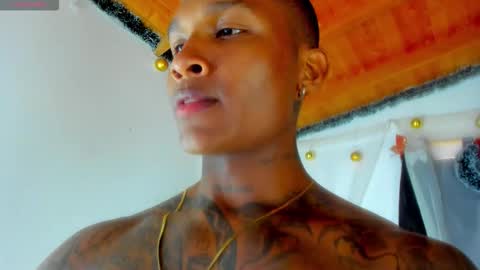 Snapshot of ragnarhot24 chatting on February 12, 2026, 3:29 pm Andres H online show from February 12, 2026, 3:29 pm