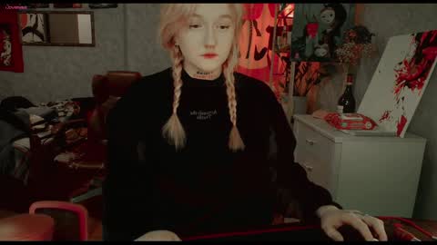 Kate online show from February 6, 2025, 1:27 am