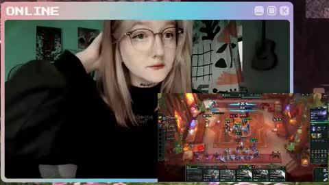 Kate online show from November 5, 2025, 6:46 am