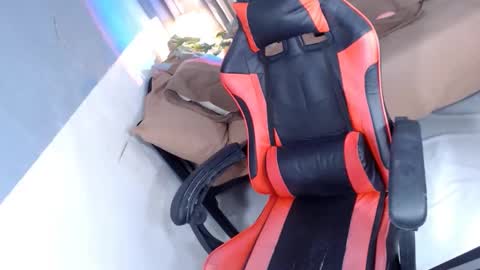 itsmeRailey online show from December 22, 2025, 11:35 pm