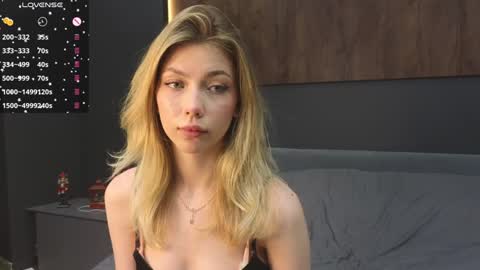 Snapshot of rainauge chatting on January 10, 2025, 8:04 pm Lisa online show from January 10, 2025, 8:04 pm