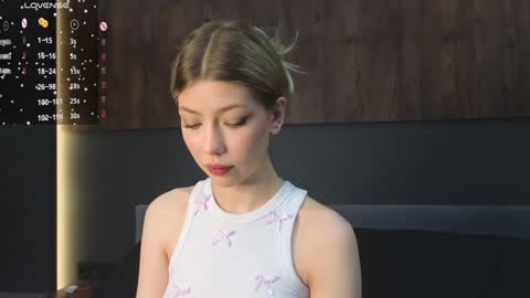 Snapshot of rainauge chatting on January 31, 2025, 9:05 pm Lisa online show from January 31, 2025, 9:05 pm