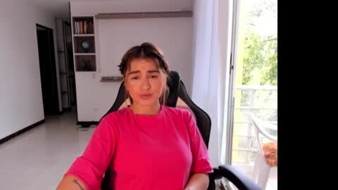 Snapshot of rainbow_jenny chatting on September 24, 2025, 7:06 pm Jennyindependent model . online show from September 24, 2025, 7:06 pm