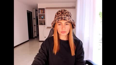 Snapshot of rainbow_jenny chatting on October 15, 2025, 10:21 pm Jennyindependent model . online show from October 15, 2025, 10:21 pm