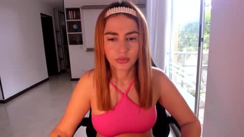 Snapshot of rainbow_jenny chatting on November 23, 2025, 6:08 pm Jennyindependent model . online show from November 23, 2025, 6:08 pm