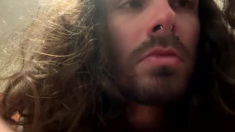 Snapshot of rainier1234 chatting on February 4, 2025, 12:08 am Alex online show from February 4, 2025, 12:08 am