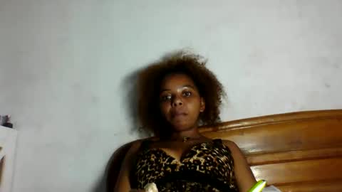 raissa38 online show from November 20, 2025, 12:33 am