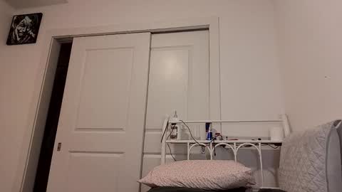 Ray Ray online show from January 8, 2026, 5:10 am