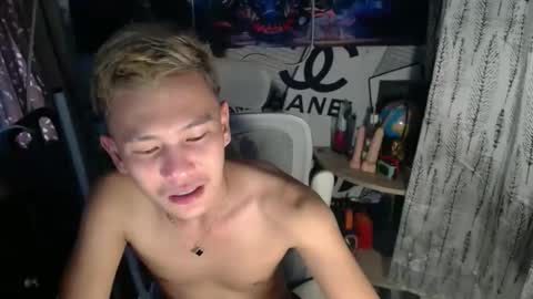 ralfhuge24 online show from April 10, 2026, 7:35 am