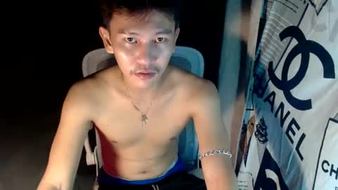 ralfhuge24 online show from July 7, 2026, 2:21 pm