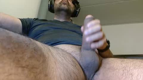 Snapshot of ramblmn chatting on December 31, 2024, 3:34 am ramblmn online show from December 31, 2024, 3:34 am