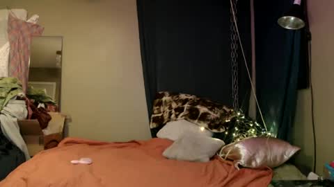    RAMONA Q   online show from February 27, 2025, 7:23 am