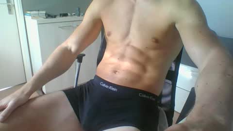 Snapshot of ramonjoosse2001 chatting on May 14, 2026, 11:50 am ramonjoosse2001 online show from May 14, 2026, 11:50 am