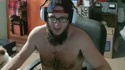 Snapshot of randalltotazz chatting on May 4, 2026, 11:34 pm Randall online show from May 4, 2026, 11:34 pm