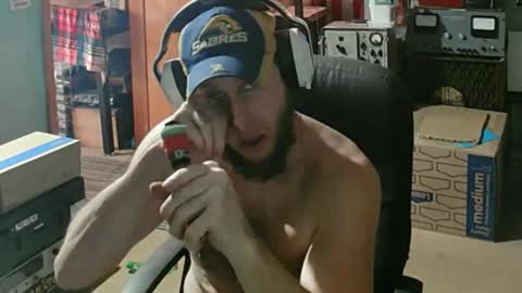 Snapshot of randalltotazz chatting on May 15, 2026, 8:27 pm Randall online show from May 15, 2026, 8:27 pm